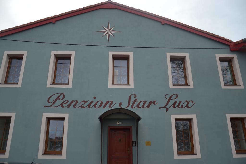 Aparthotel Star Lux Гостивице Экстерьер фото