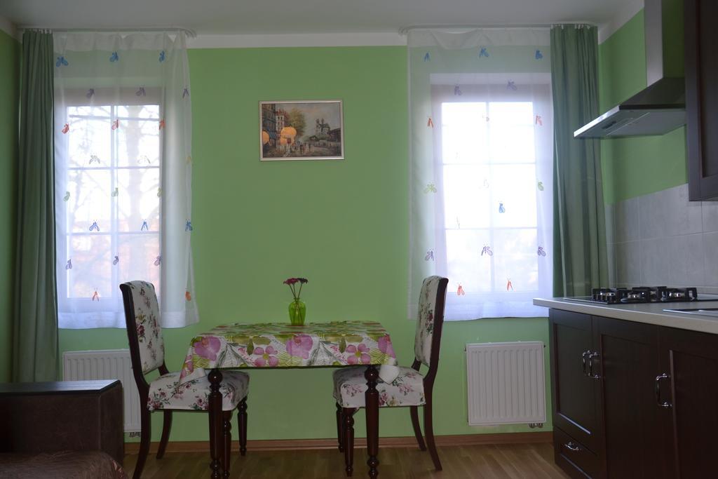 Aparthotel Star Lux Гостивице Номер фото