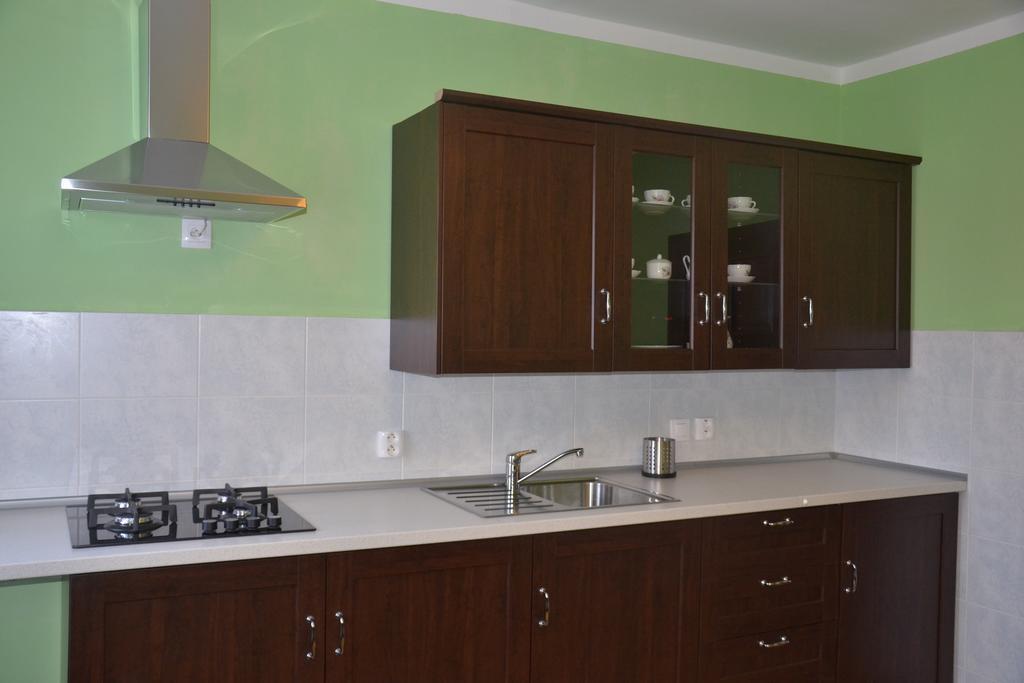 Aparthotel Star Lux Гостивице Номер фото
