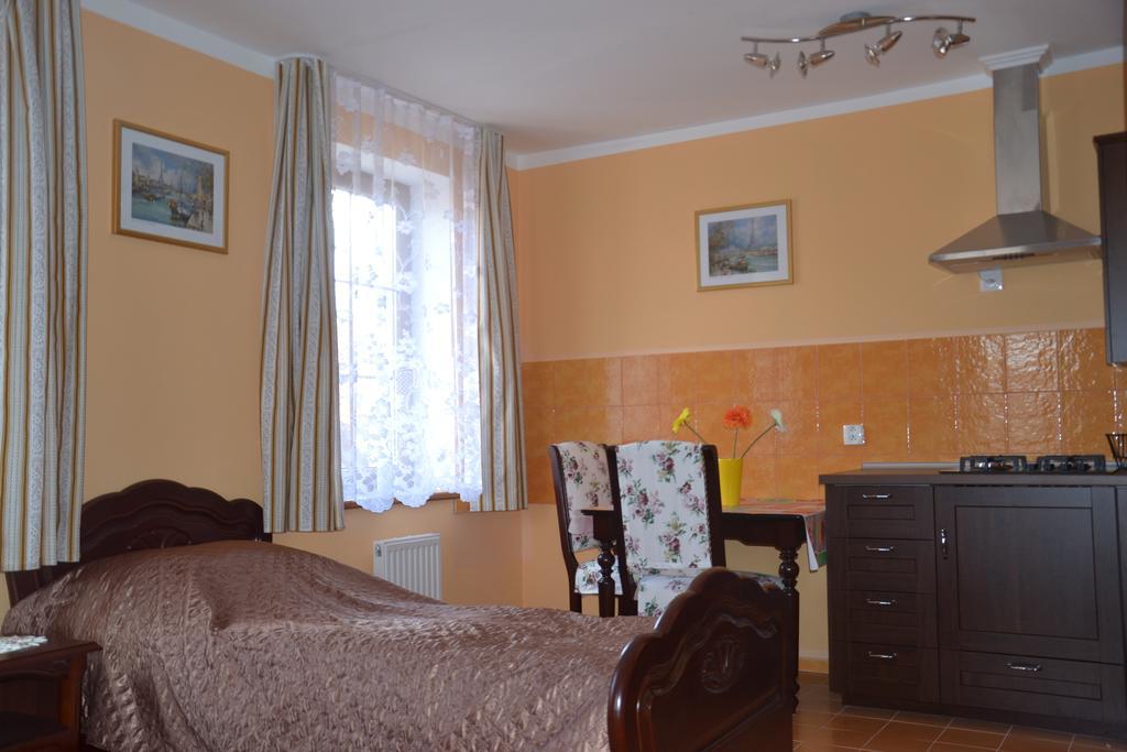 Aparthotel Star Lux Гостивице Номер фото