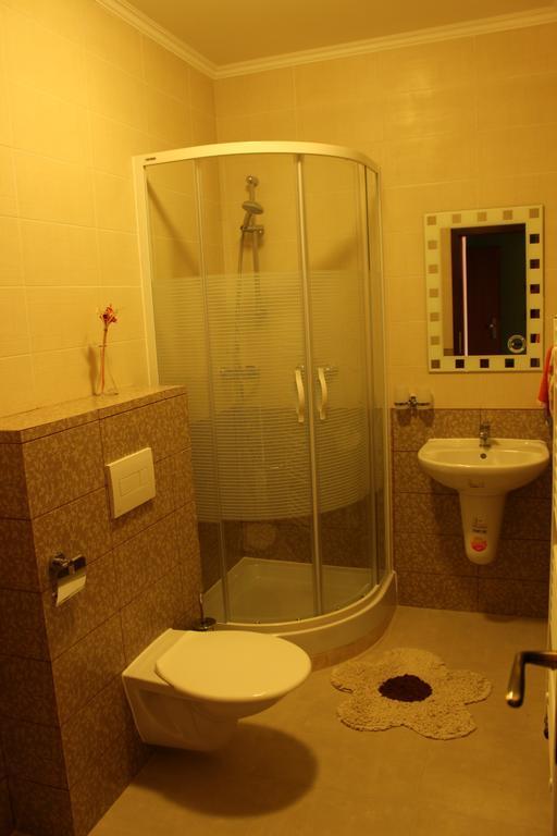 Aparthotel Star Lux Гостивице Номер фото